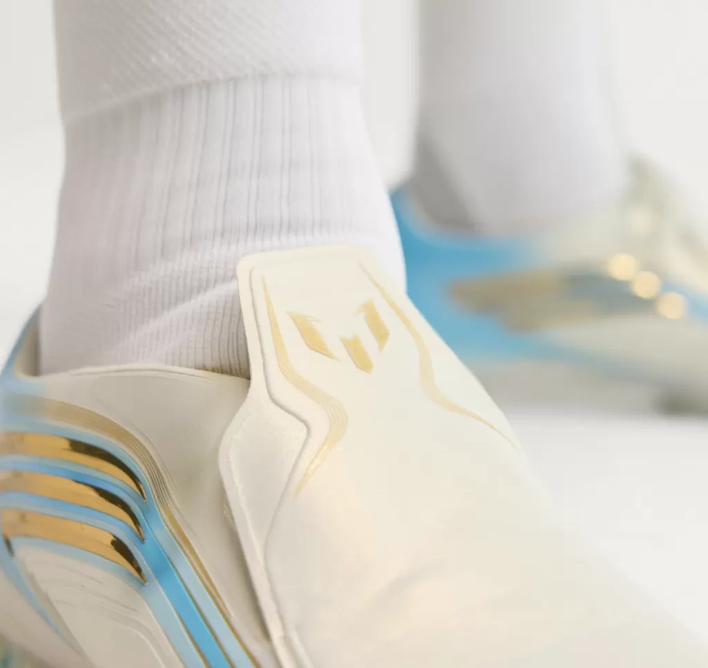 Бутcы профессиональные Adidas F50 Hyperfast Messi Elite FG